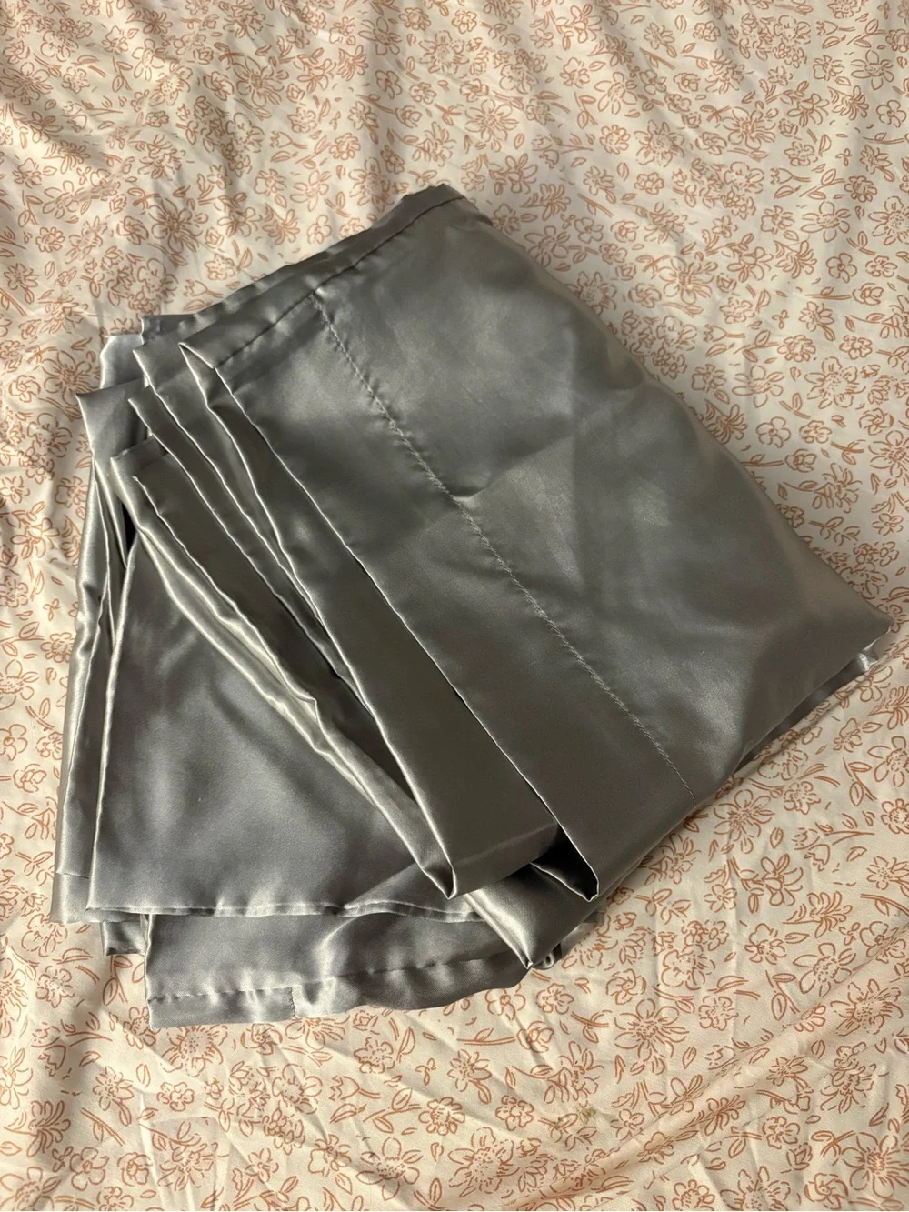 Luxury Silver Satin Duvet Cover - Smooth Silky Finish